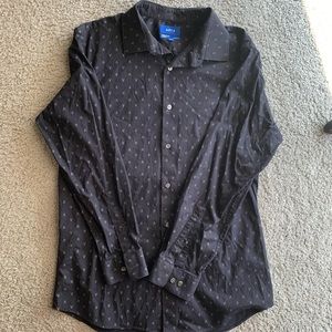 APT 9 Men’s Black Dress Shirt with Skulls